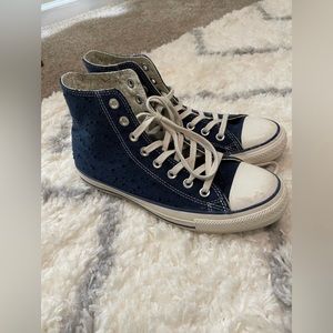 Blue Converse, size 9, like new!
